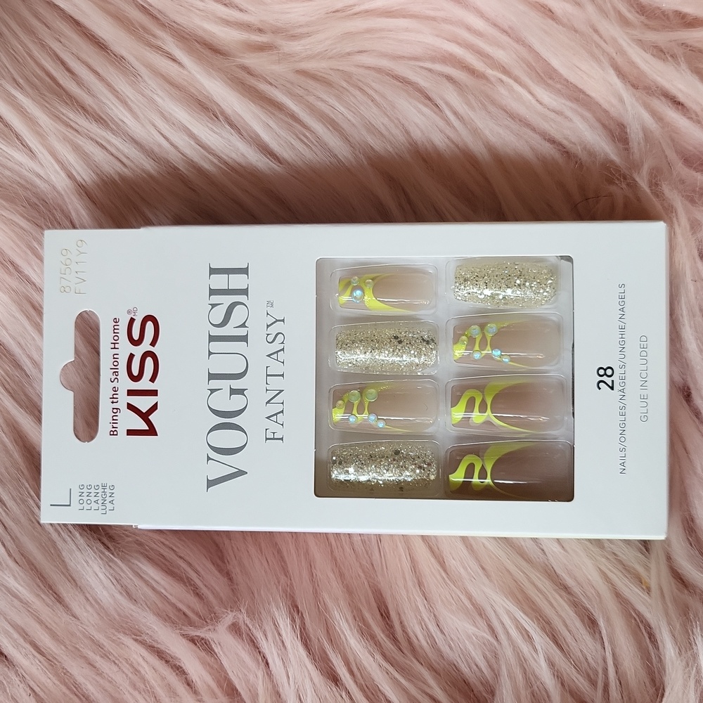 Brand New KISS VOGUISH FANTASY False Nails-L